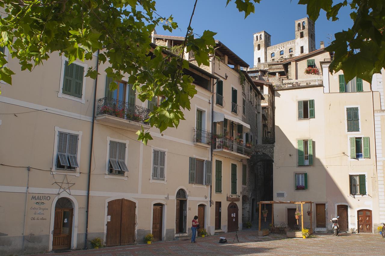 B&B Il Libro Verde Dolceacqua Exterior photo
